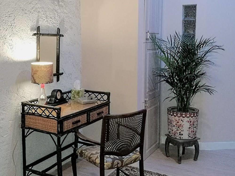 Maison de Textile Apartment Montolieu Extérieur photo