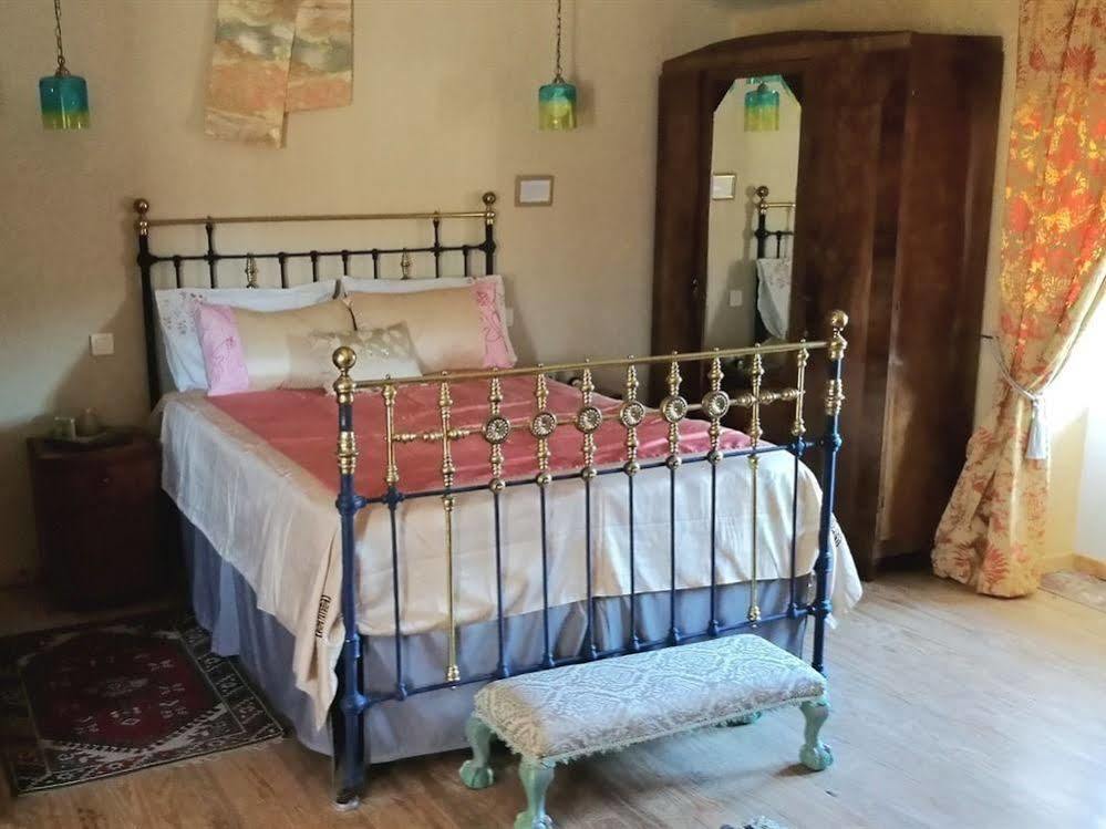 Maison de Textile Apartment Montolieu Extérieur photo